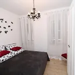 Apartment Papalic Palace